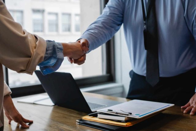 Secrets to Profitable Franchise Investments: Industry Insiders’ Tips