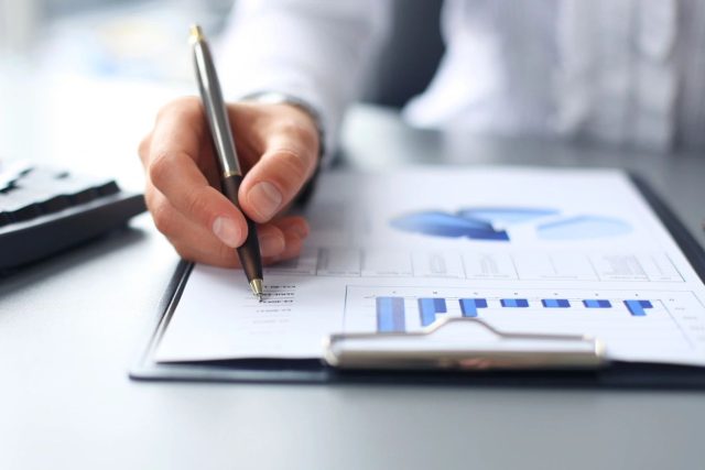 Exploring the Journey: What’s a Money Coaching Experience Like?